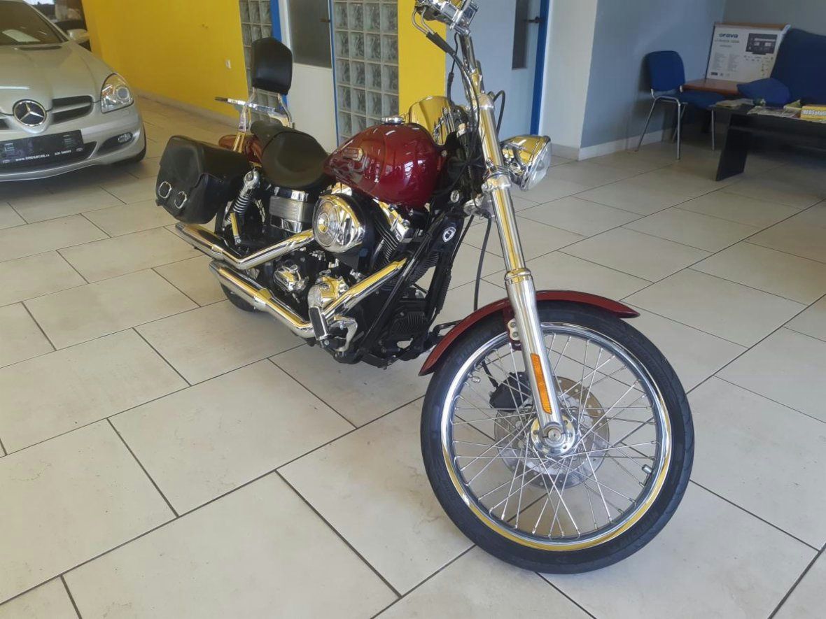 Harley-Davidson FXDWGI Dyna Wide Glide, chopper