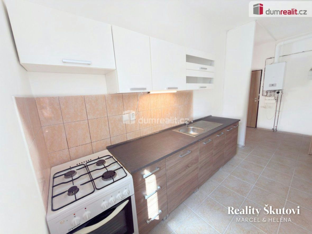 Pronájem bytu 3+1, 80 m2, Tovární,