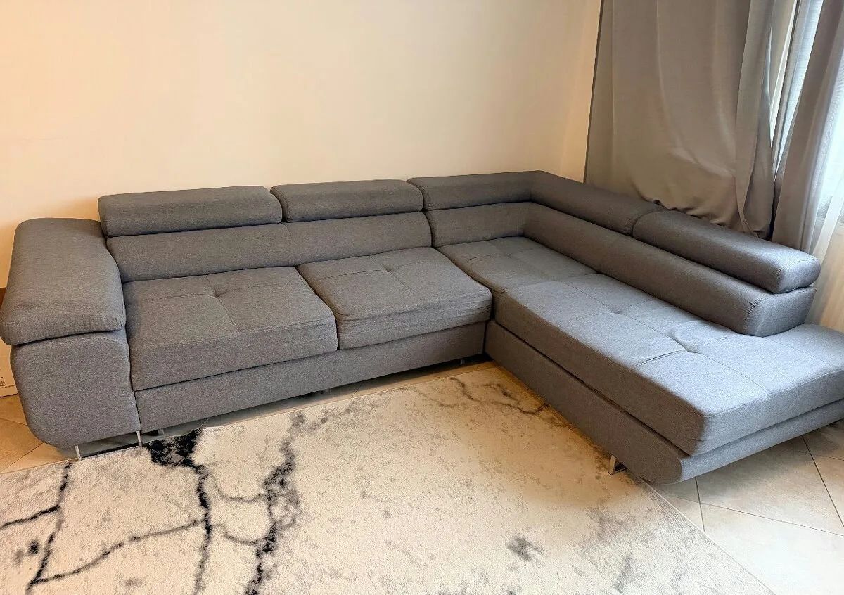 Gauč 2,7 х 1,9х 1