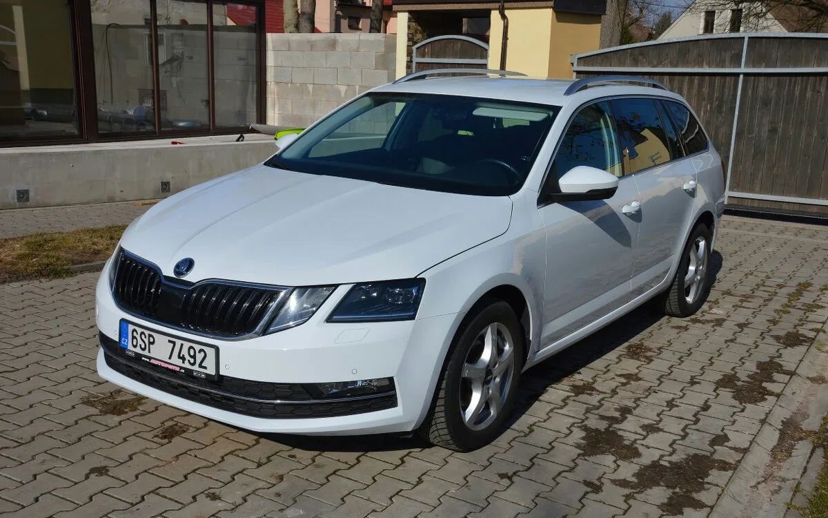 Škoda Octavia III combi 1.6TDI 85kW prodej pronájem půjčení