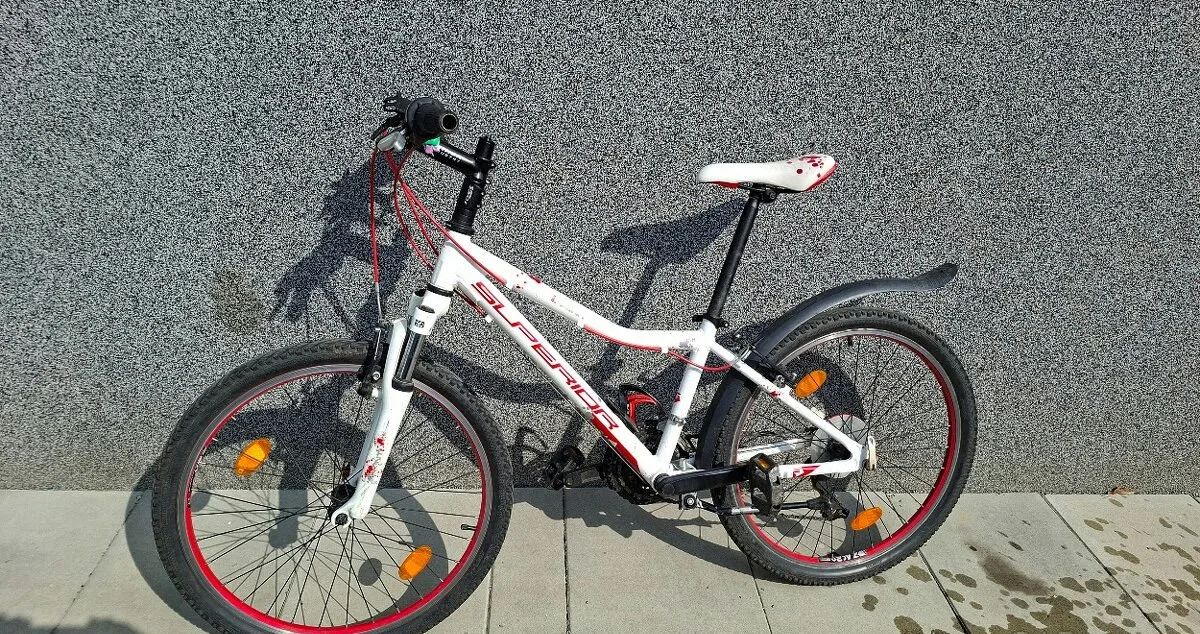 Kolo Superior Paint 24, 8-13 let, 130-155 cm