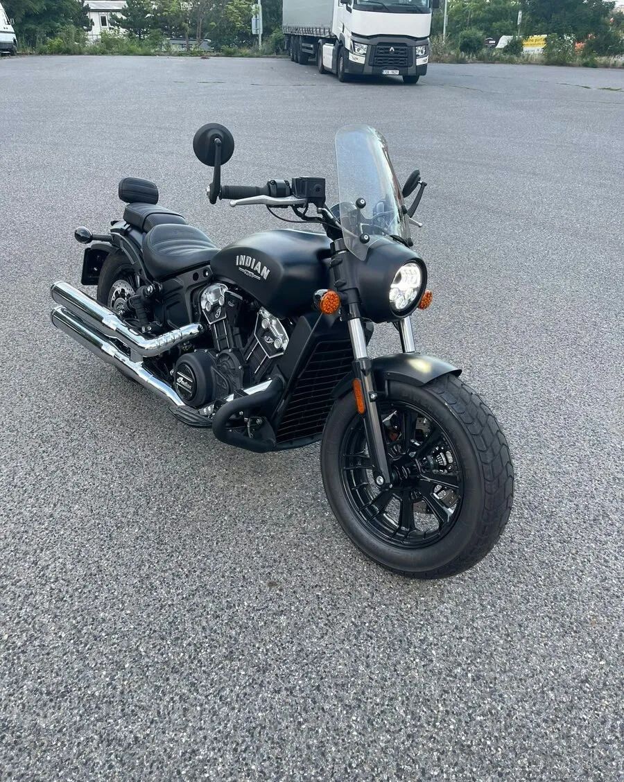 Indian Scout Bobber 2022
