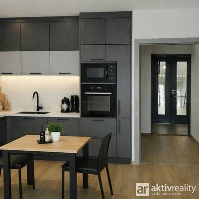 Prodej bytu 1+kk 29 + balkon, 1+kk 32 m2 + 18,1 m2