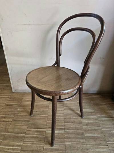 Krásné vintage židle TON – ohýbané dřevo