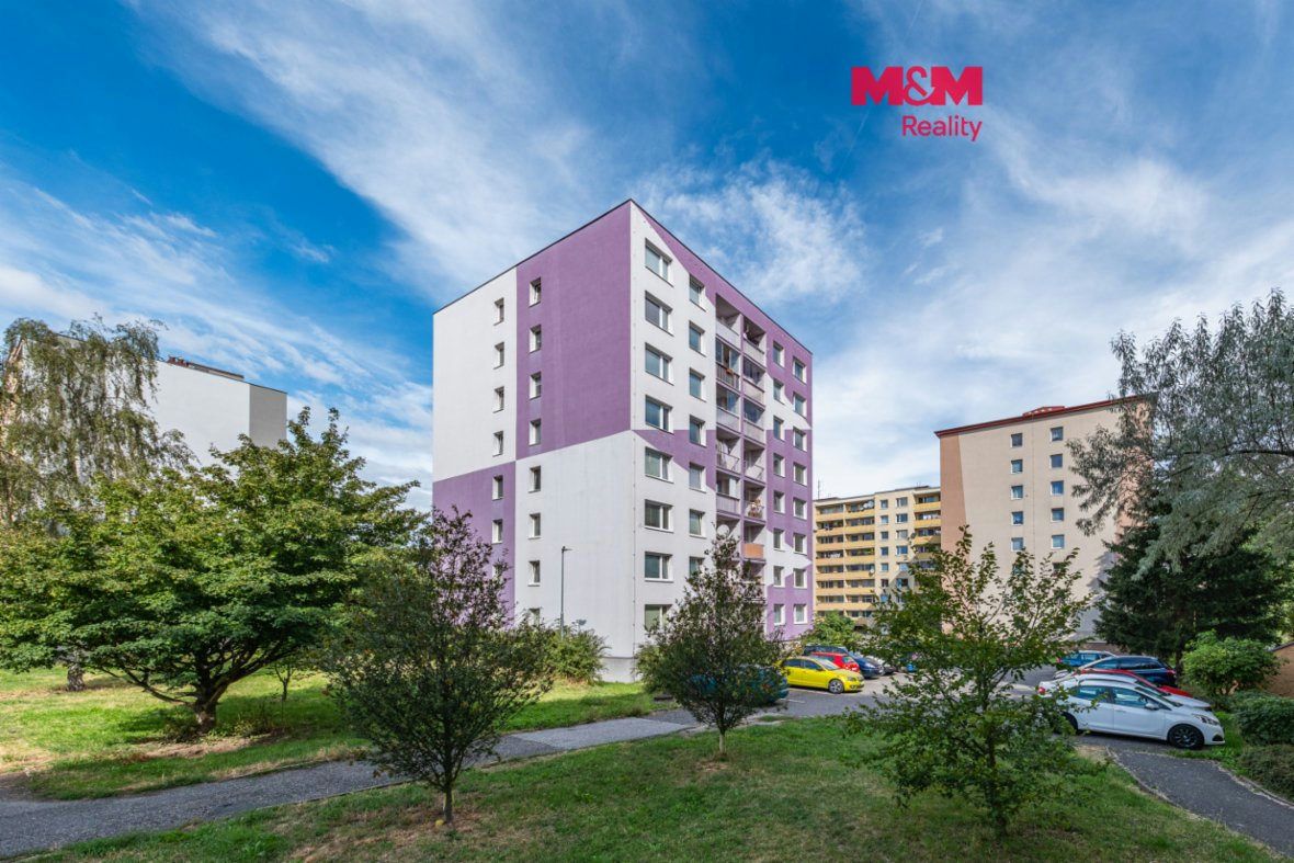 Prodej bytu 2+1, 58,4 m² (Matterport: 65 m²), 1.