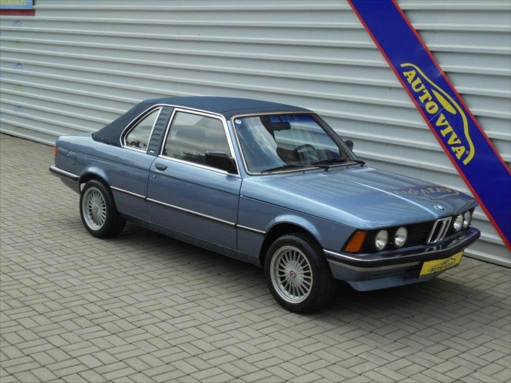 BMW, rok výroby 1981, tmavě modrá, benzin, najeto
