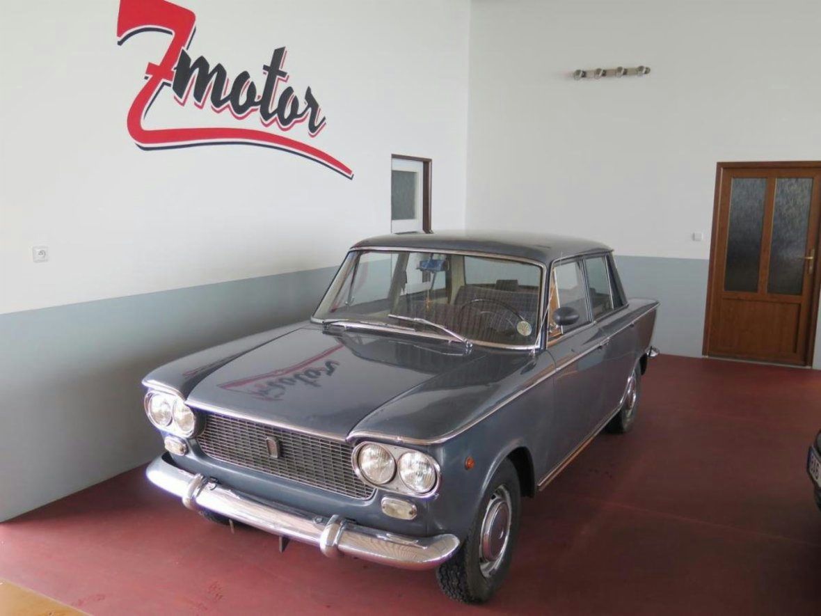 Fiat, rok výroby 1963, objem motoru 1370 ccm, šedá