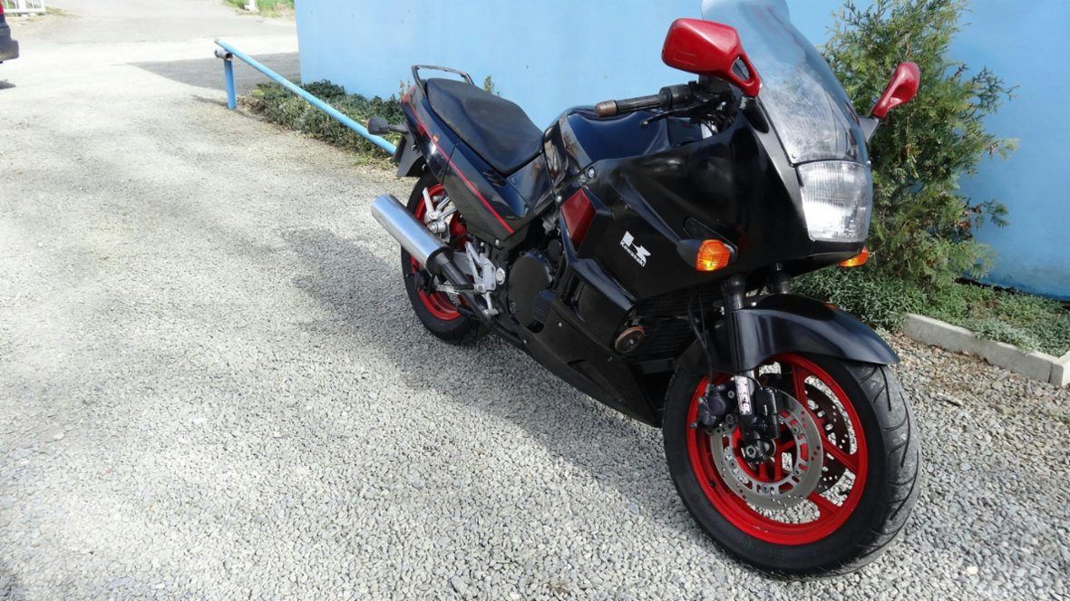 Kawasaki ZXR 750 R, silniční sportovní
