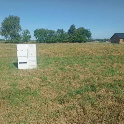 Stavební pozemek 3434 m2,IS,projekt dům