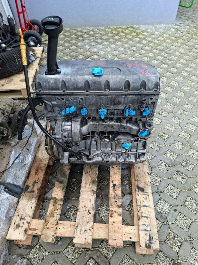 Motor 2,5 TDI 96kw Typ: AXD Transporter