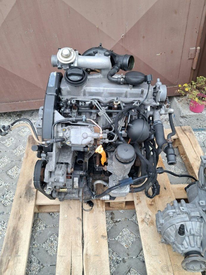 Motor 1,9TDi 81kW. Typ: AHF