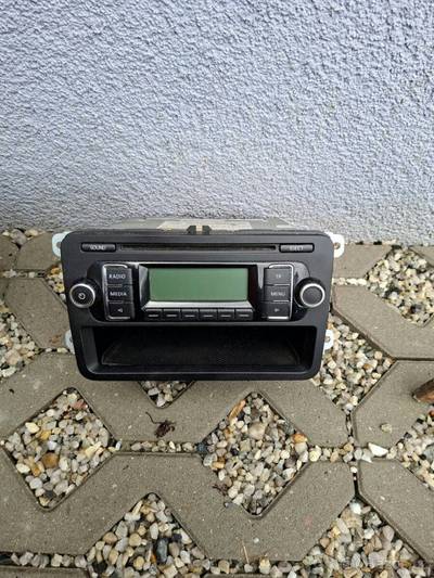 Rádio pro vozy Touran Golf a Polo orig.
