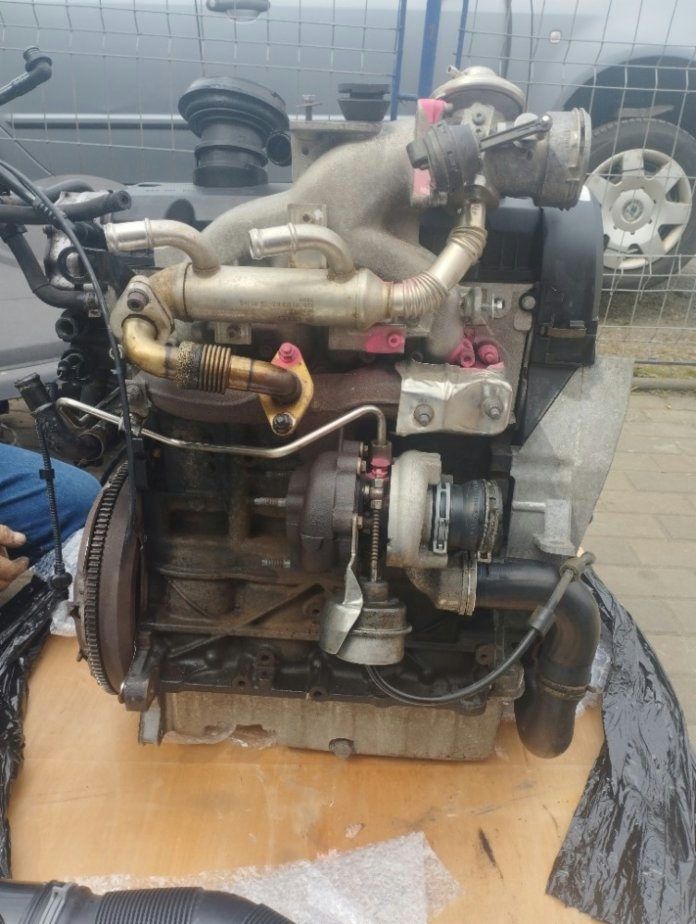 Motor 1,9 TDI 77kw Typ: BSW kompletní mo