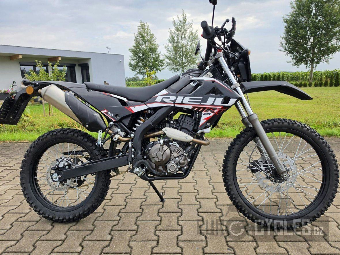 Rieju Marathon 125 Pro, silniční enduro