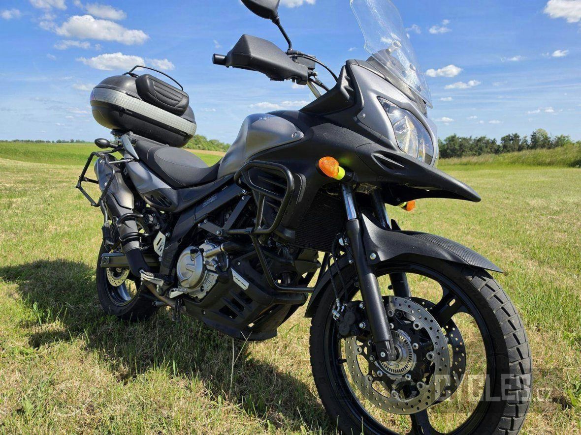 Suzuki DL 650 V-Strom ABS, silniční enduro