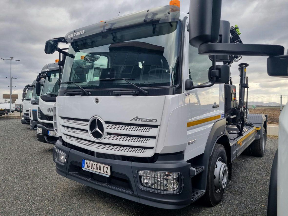 Mercedes-Benz Atego, pro přepravu kontejnerů