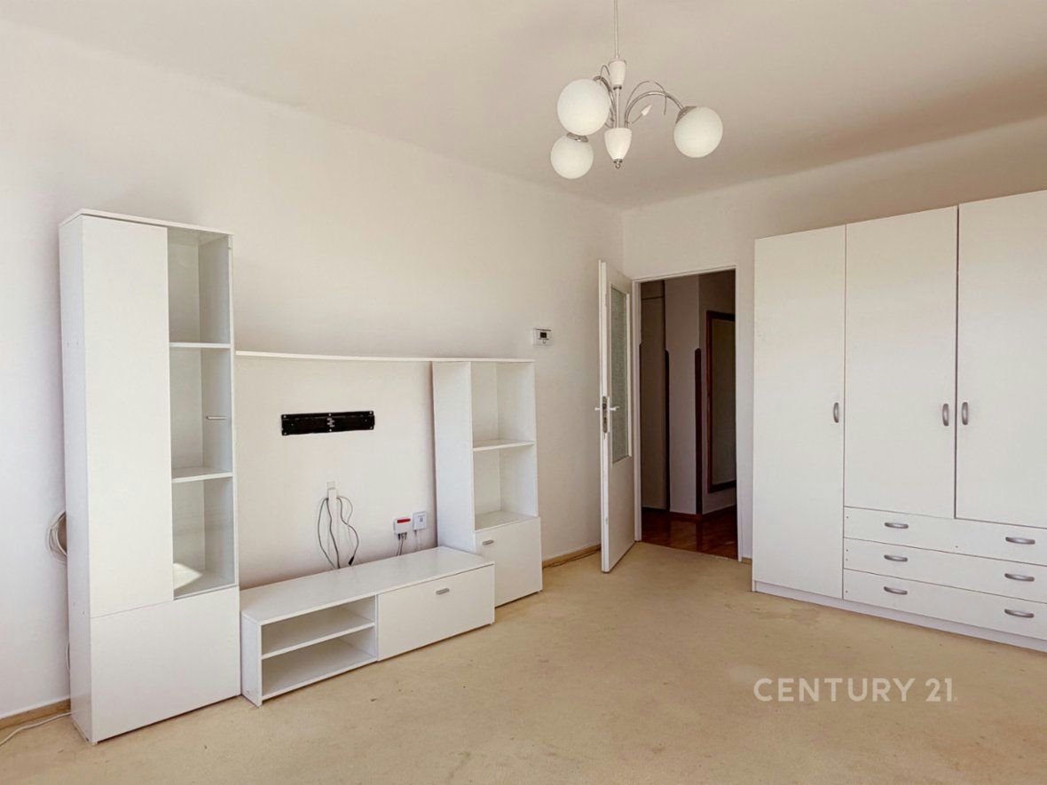 Prodej útulného bytu 2+1, 54 m², s balkonem a sklepem – Blatná, Zahradnická